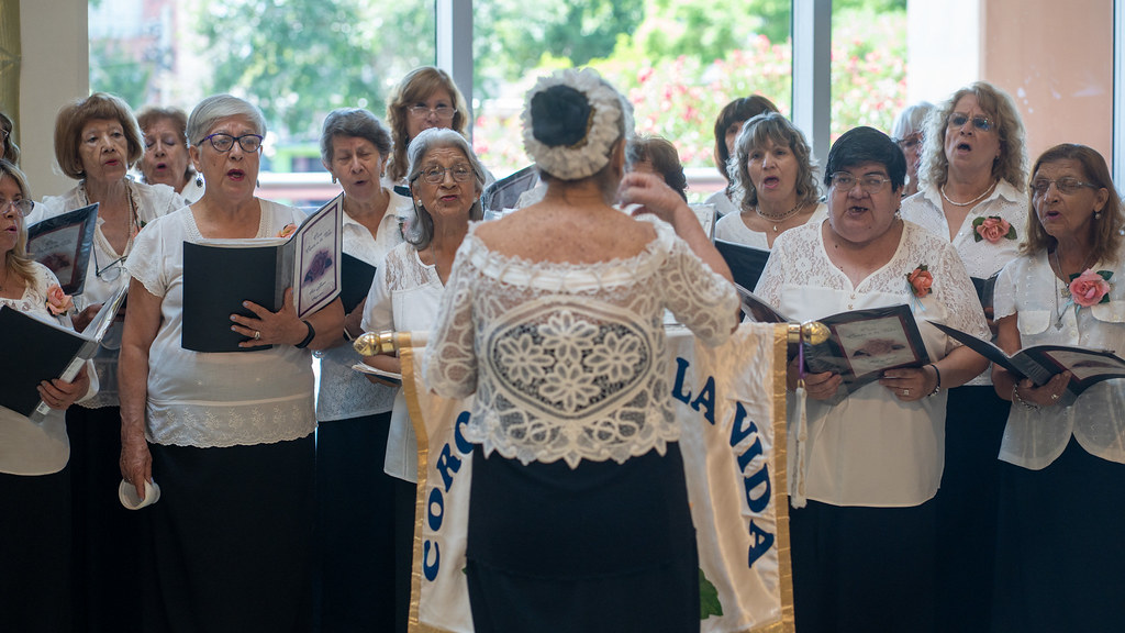 San Juan: El Centro Cívico brilló con villancicos y espíritu festivo