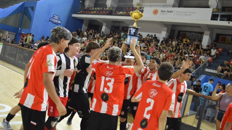 Las finales del Clausura 2025 de futsal masculino se disputaron en el Aldo Cantoni
