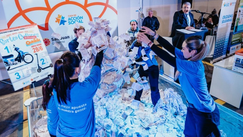 Con viajes y vehículos eléctricos, llega el sorteo de fin de año de la CAS