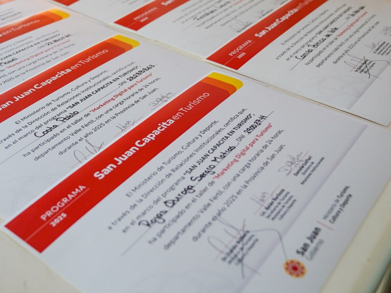 Prestadores turísticos de Valle Fértil y Sarmiento realizaron capacitaciones