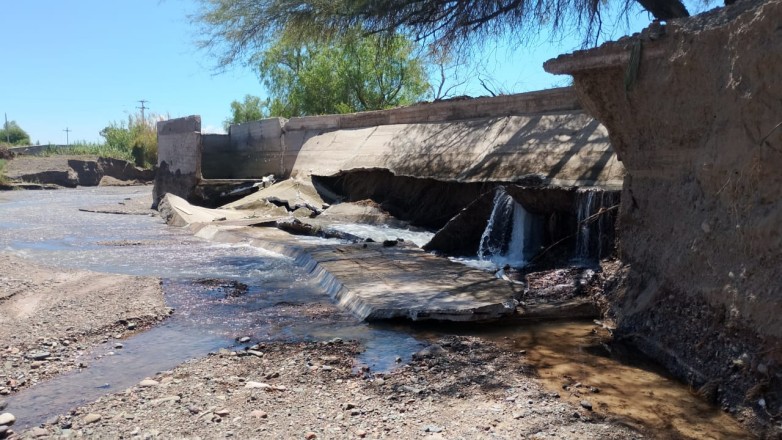 Hidráulica realiza un baipás tras la rotura del Canal General Albardón