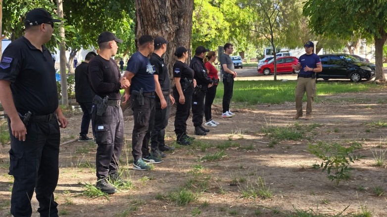 La Policía de San Juan inició el año con nuevas instancias de capacitación operativa