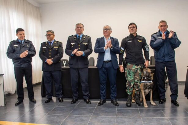 Policías sanjuaninos fueron reconocidos por su servicio ejemplar a la comunidad