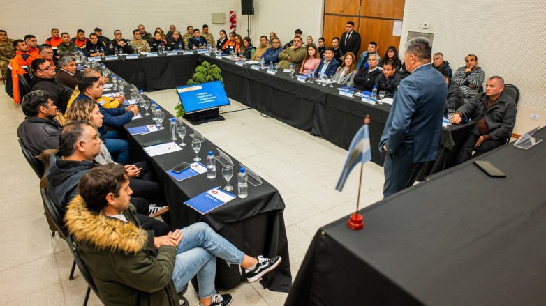 Por primera vez se integró a los 19 departamentos en una mesa de protección civil