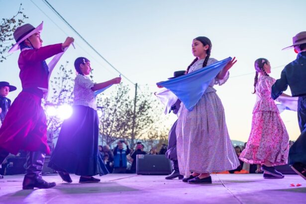 Qué actividades artísticas pueden hacer los menores y cómo pedir permiso