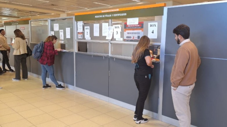 Cómo registrar y legalizar títulos: requisitos y documentación necesaria