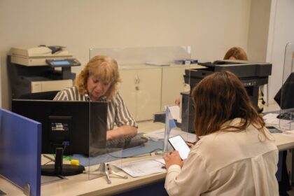 El Registro Civil simplifica la inscripción de actas de nacidos en el exterior