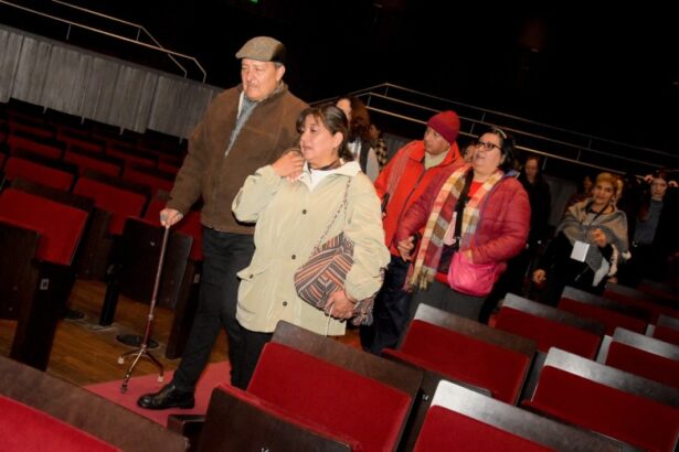 Moliendo a Molière ofrece una experiencia teatral inclusiva y sensorial