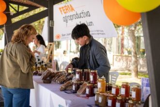 Feria Agroproductiva en el Parque de Mayo